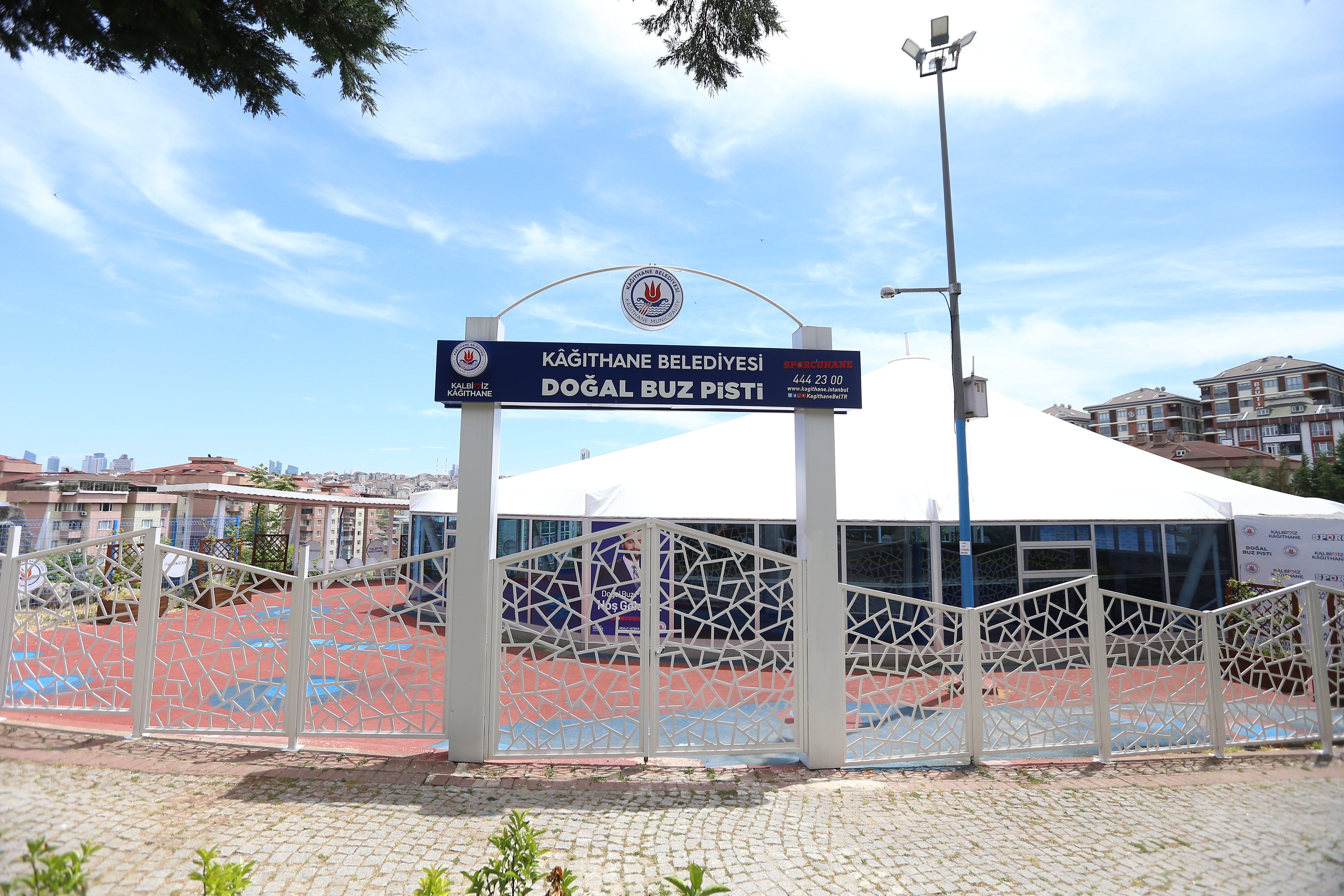 DOĞAL BUZ PİSTİ